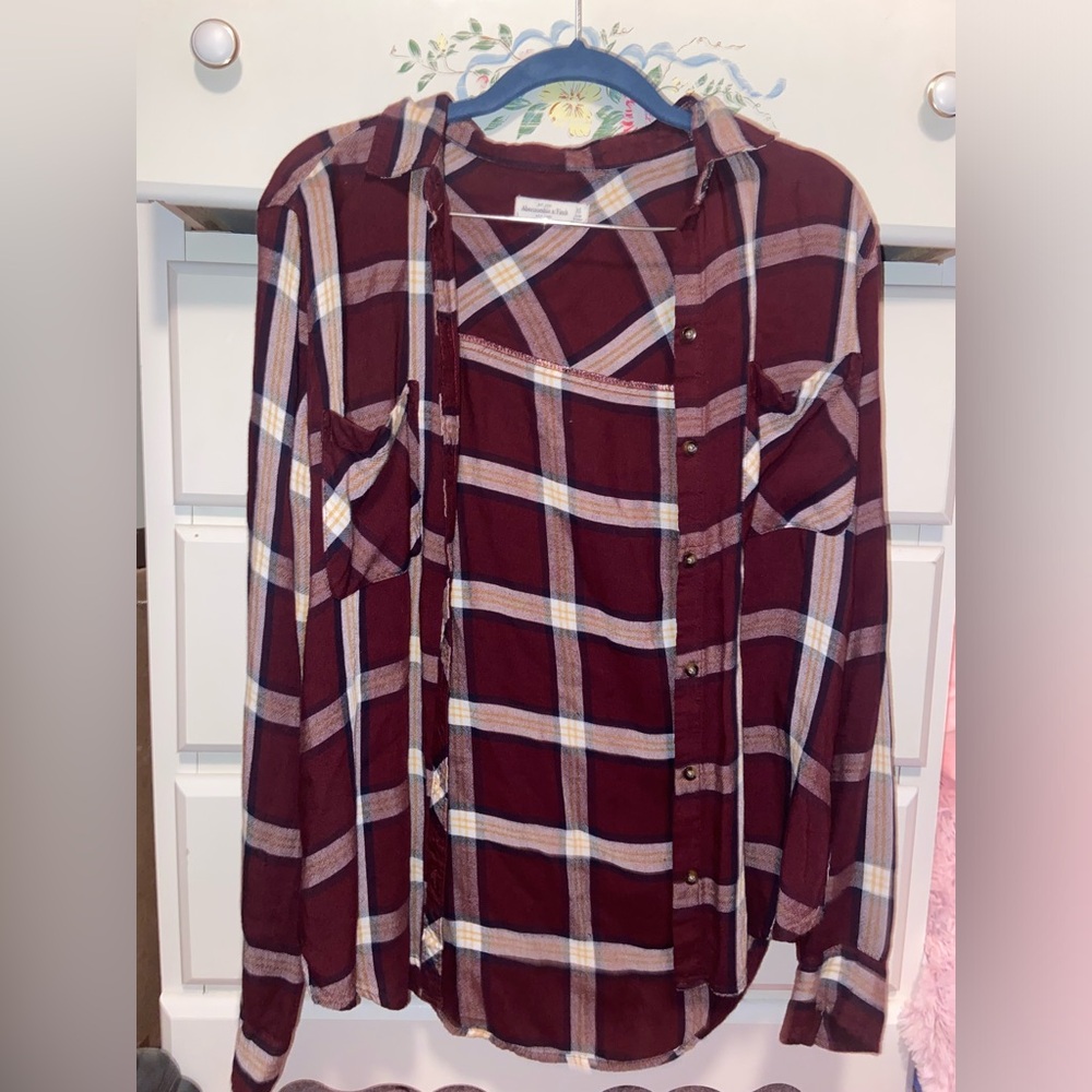 Size XS Abercrombie & Fitch Red Plaid Button Up Shirt